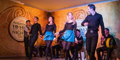 Dancers performing in Belvedere Hotel pic by Irish Nights irish dancers perform in dublin ireland