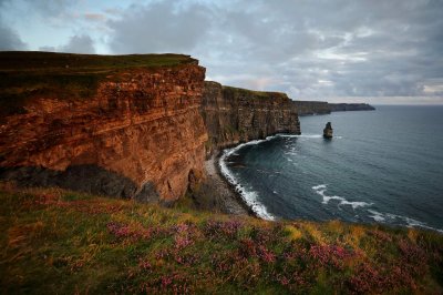 Cliffs of Moher pic by Chaosheng Zhang cliffs of moher tour